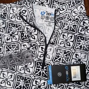 NWT IBKUL Long Sleeve Zip Mock Neck Kathy Black White Women's Small Geometric